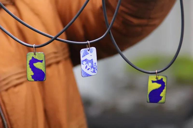 13: 30 考生家長體驗琺瑯制作