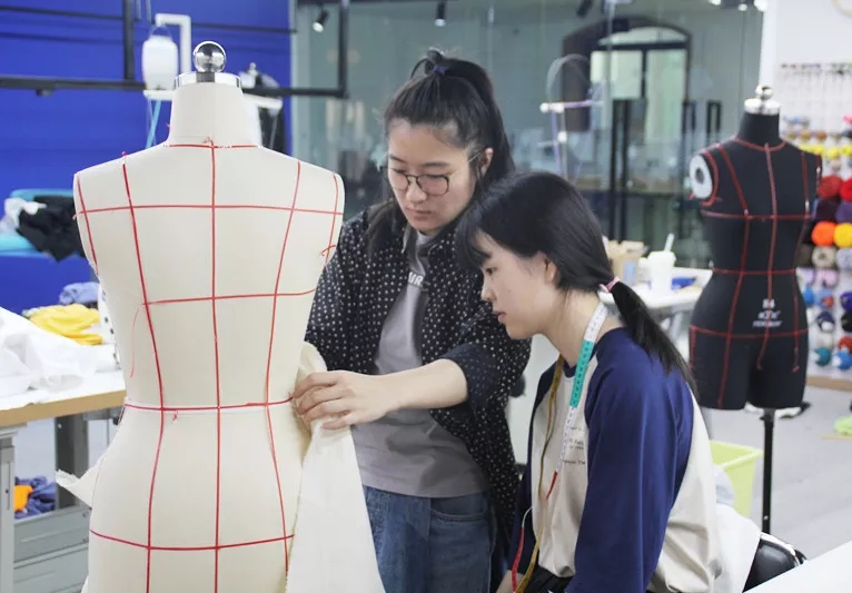 課堂:立裁技術(shù)學習