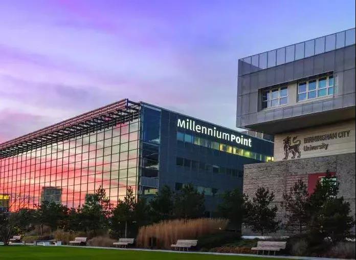 國內藝考延期？不如搶先一步獲得海外名校Offer！