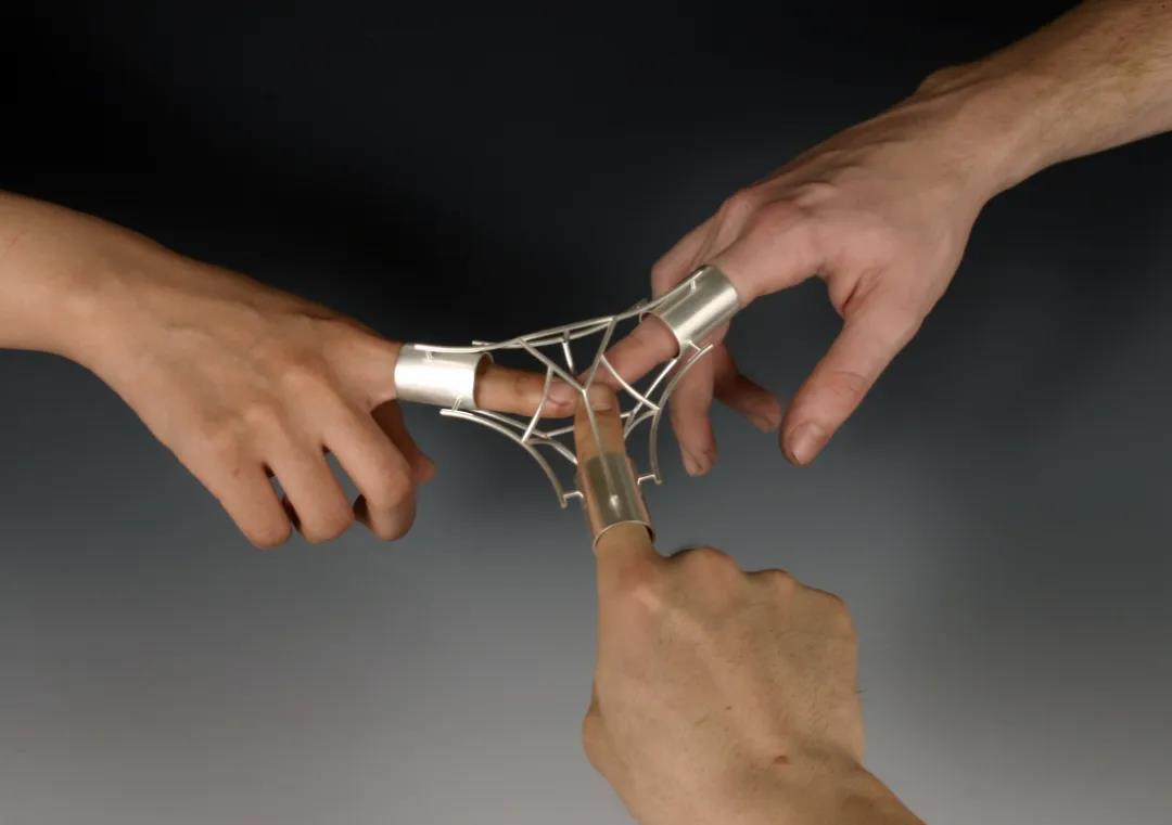 Interconnection sterling silver