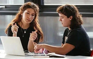 重磅！倫藝25/26學年語言政策大調整，這3點直接影響你的申請！