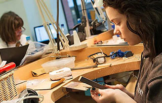 獨(dú)家機(jī)會 | BCU珠寶學(xué)院2025-26駐地藝術(shù)家計劃開放申請！PSW簽證持有者專屬優(yōu)勢